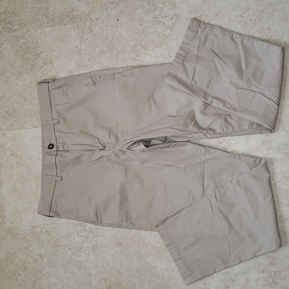 Men's Croft & Barrow easy care classic khaki dress pants